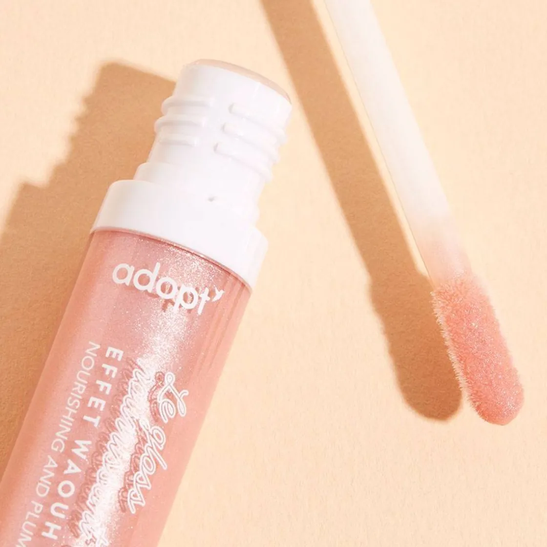 Glittery Lip Gloss With A Wow Effect! Gloss